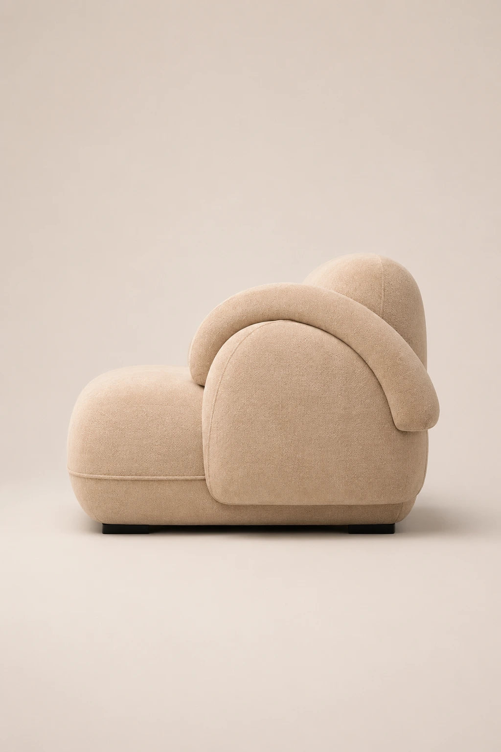 Modern restaurant-style armchair in beige velvet for lounge, reception or living room spaces