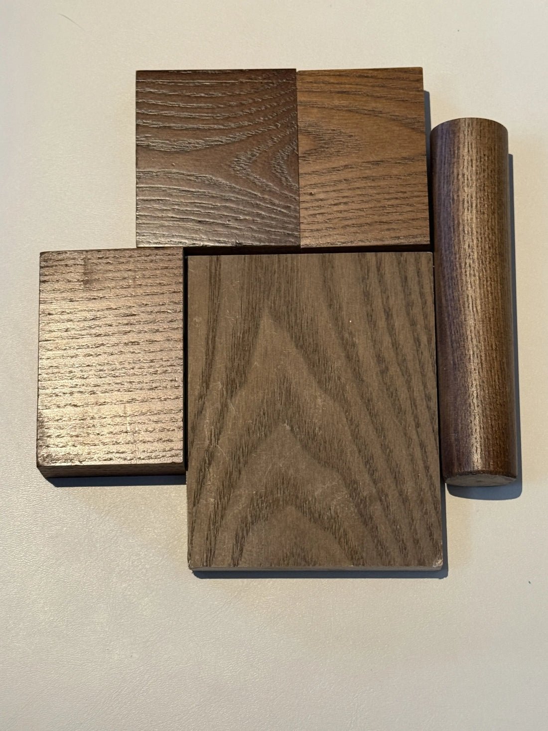 Why Ash Wood Is the Perfect Choice for Modern Dining Chairs and Bar Stools
